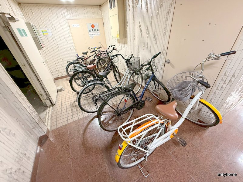 ラパンジール大国4の駐車場