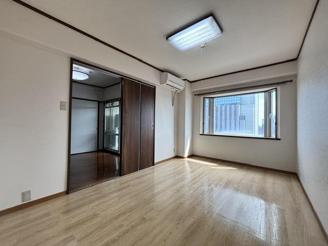 名古屋市中区金山１丁目の賃貸マンションの洋室