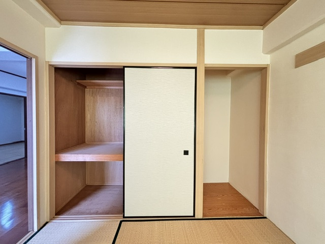 名古屋市中区金山１丁目の賃貸マンションの収納