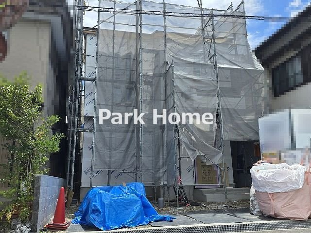 高知市十津2丁目 -2期1棟- 新築戸建ての洋室