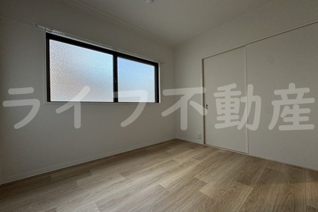 プチハイツ田中の居間・リビング|ゆったりとした居間です