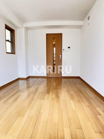 シャルム千林2番館の居間・リビング