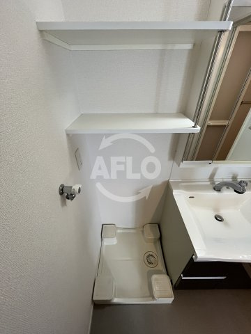 ノルデンハイム江坂Ⅱの洗面所|ノルデンハイム江坂Ⅱ　洗濯パン