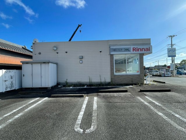 榎前町貸店舗の外観
