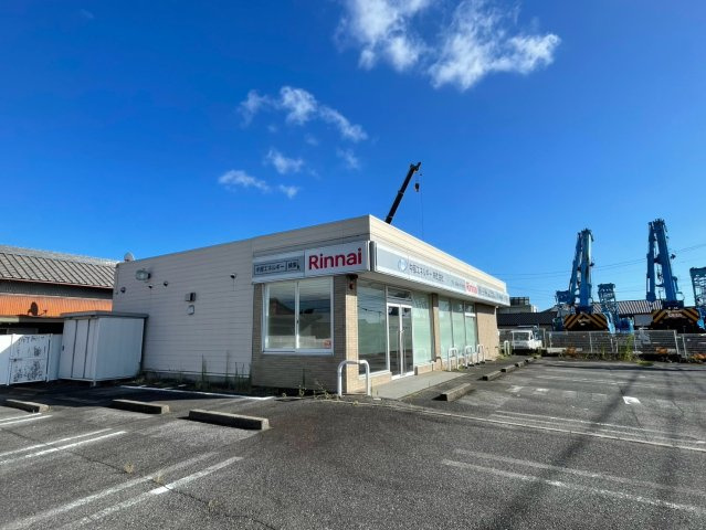 榎前町貸店舗の外観