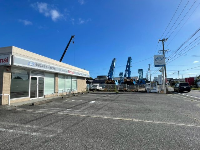榎前町貸店舗の外観