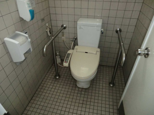 榎前町貸店舗のトイレ