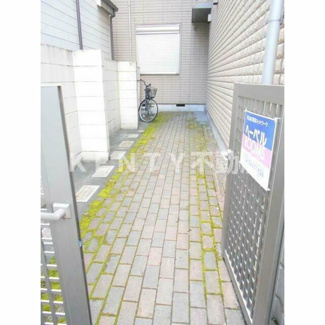 【エントランス】 | 建物の内部です