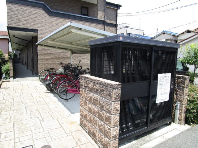 コージーコートのエントランス