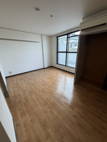 プレアール大和田の居間・リビング