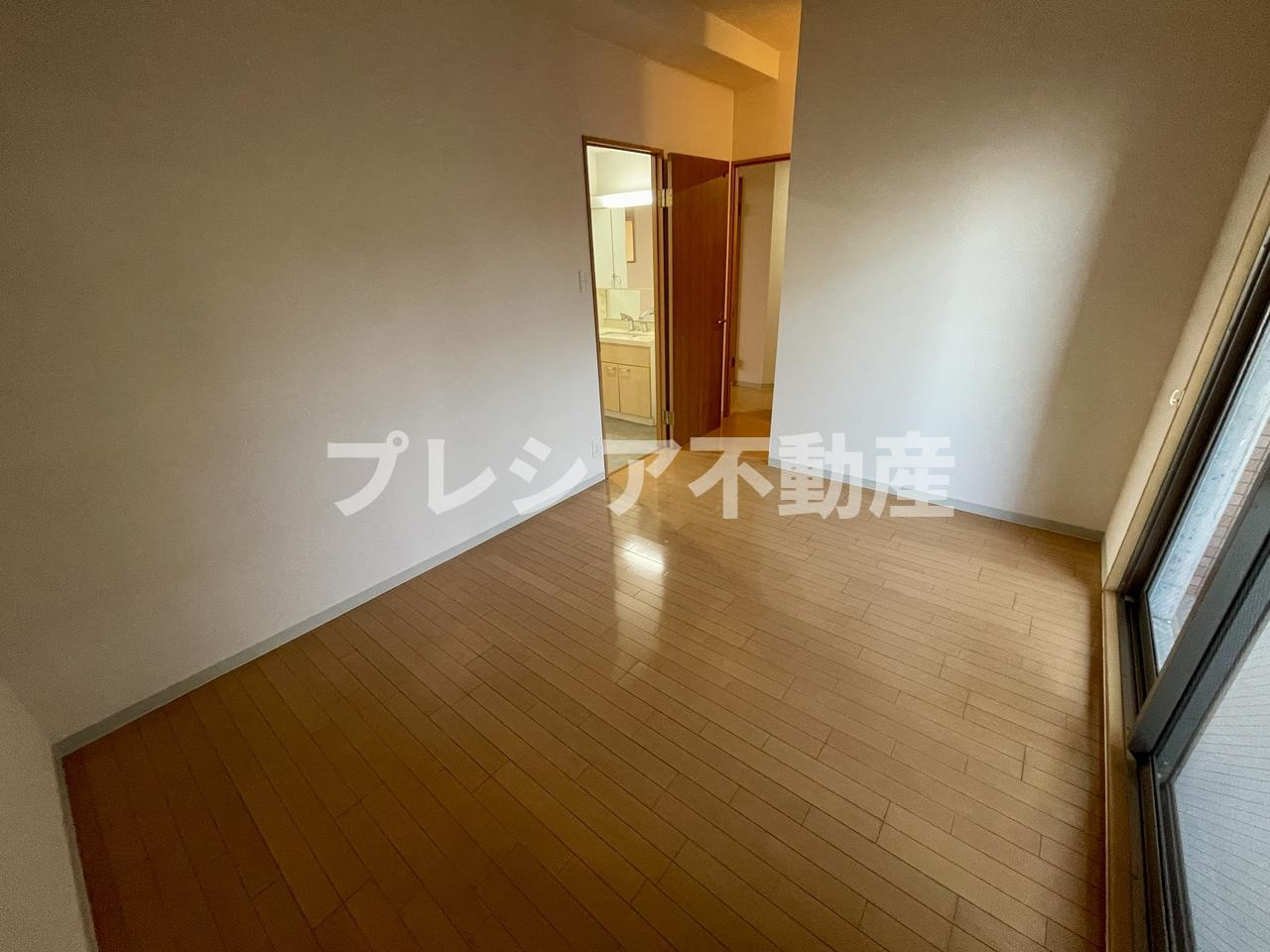 パレス東洋上甲子園の洋室