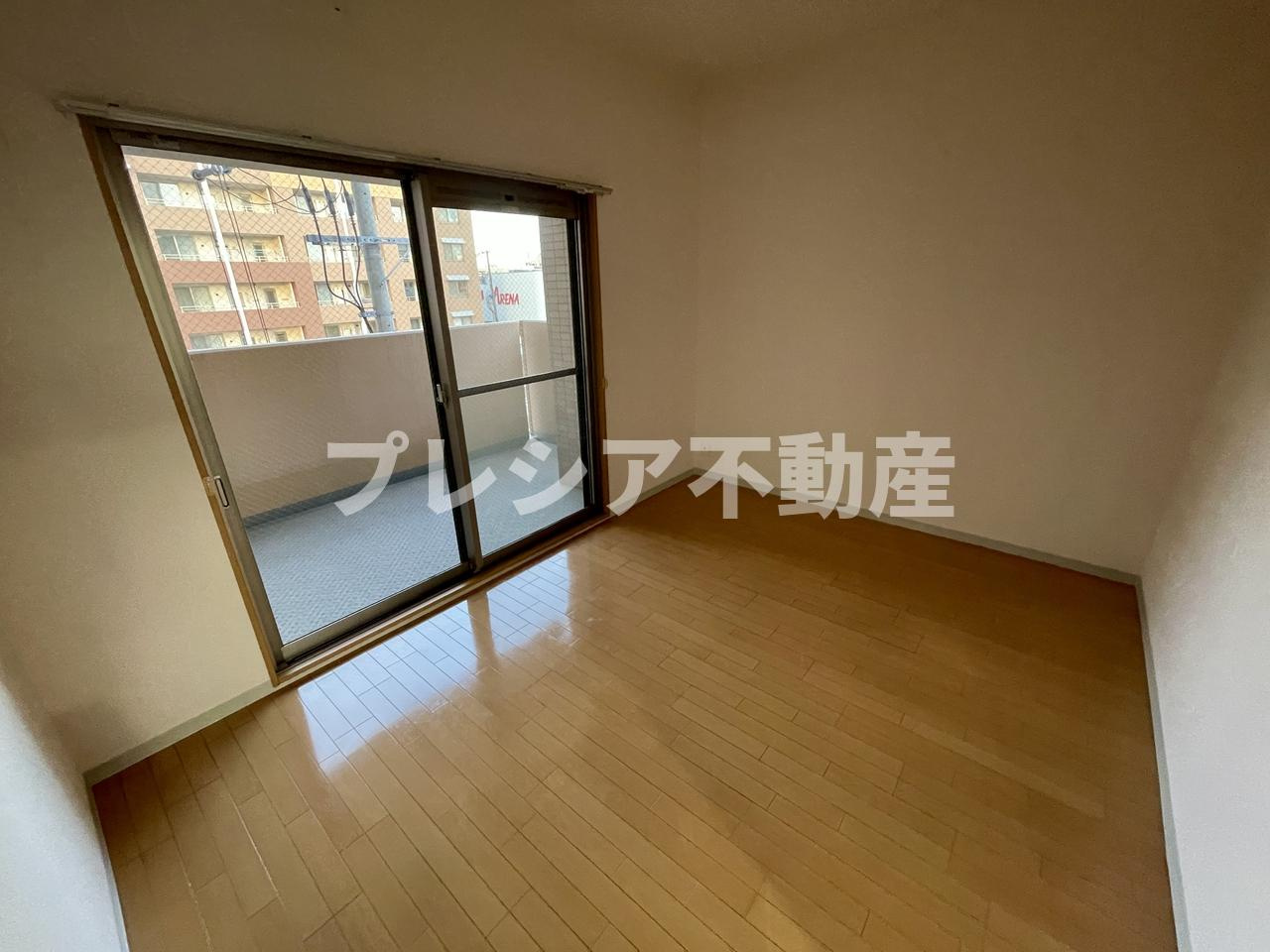 パレス東洋上甲子園の洋室