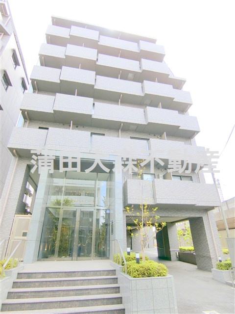 ルーブル仲六郷弐番館の外観