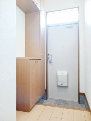 ハッピーライフの玄関|落ち着いた玄関です