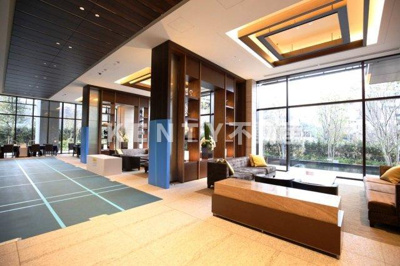 【ロビー】 | Ｂｒｉｌｌｉａ　Ｔｏｗｅｒｓ　目黒サウスレジデンス | 毎日通るロビーはこのようになっています