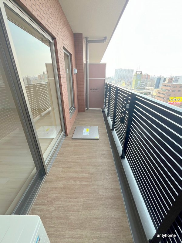 プレジオ恵美須　仲介手数料無料のバルコニー