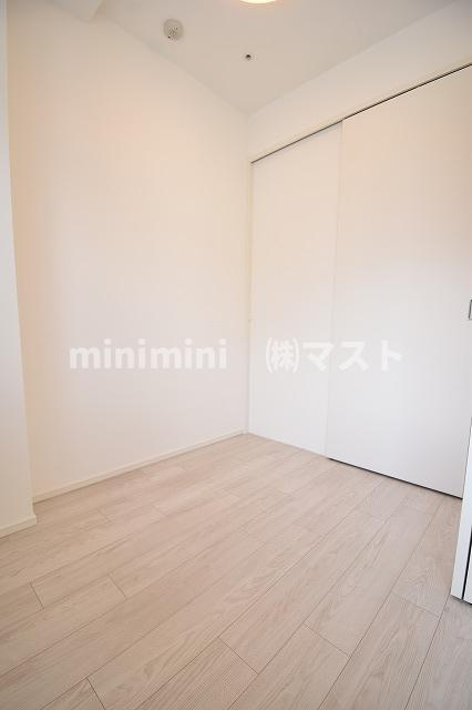 アーバス天満橋の洋室