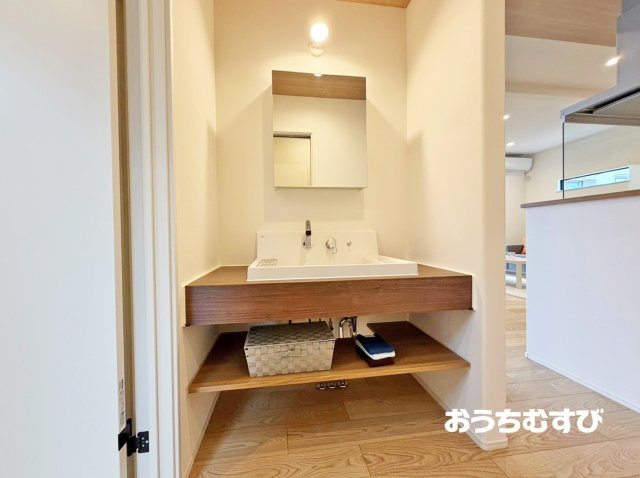 春日井市弥生町2丁目(春日井駅西)(残1棟)の洗面所