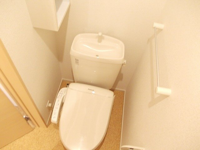 サンフレンズ　Ｄのトイレ|ゆったりとした空間のトイレです