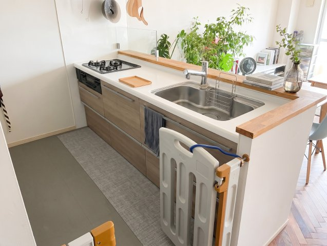 戸塚ヒルズのキッチン|3口ガスコンロ、グリル完備