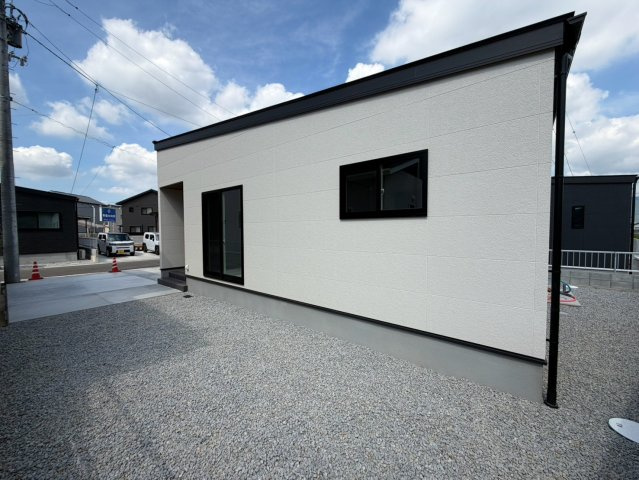 ルミナスガーデン国分寺町福家５号地モデルハウスの庭