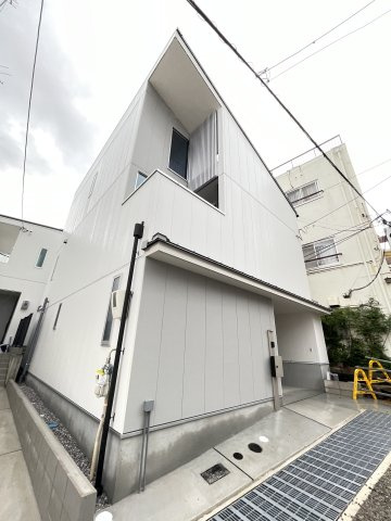 天城通3丁目貸家の外観