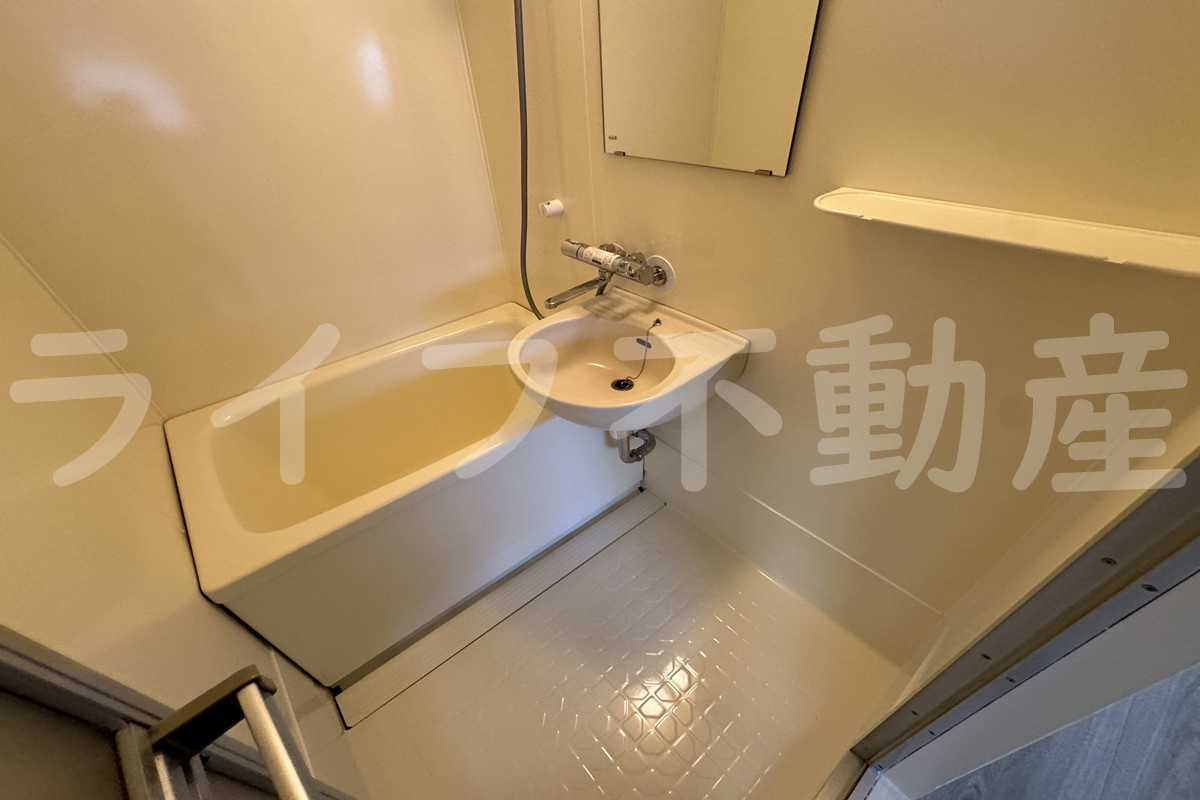 プチハイツ田中の浴室|コンパクトで使いやすいお風呂です