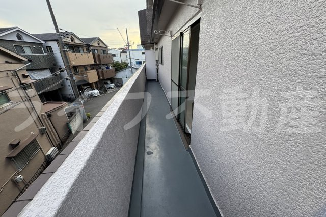 プチハイツ田中のバルコニー|落ち着いた時間を過ごせるバルコニーです
