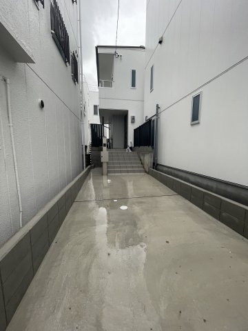 天城通3丁目貸家のエントランス
