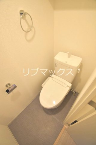 【トイレ】アドバンス江坂ラシュレ