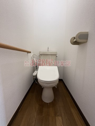 リバー・ビューこもりの B棟のトイレ|トイレもきれいです