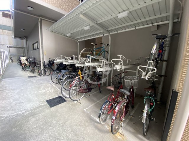 ハイシュタイン堀江の設備|ハイシュタイン堀江　駐輪場