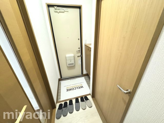 サニークレスト　Aの玄関