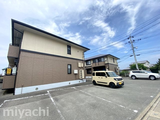 サニークレスト　A