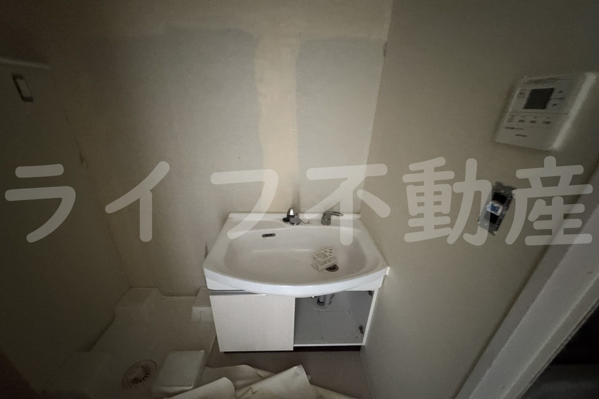 プレサンス玉造駅前の独立洗面台|独立洗面化粧台付き
