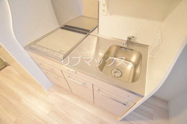 【キッチン】アドバンス江坂ラシュレ