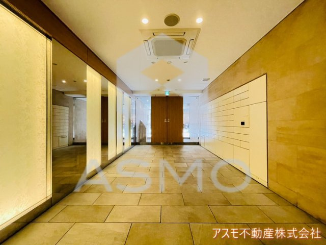 【エントランス】 | プレミスト堺筋本町ラディーナ
