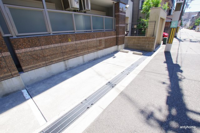 サニーレジデンス吉野の駐車場