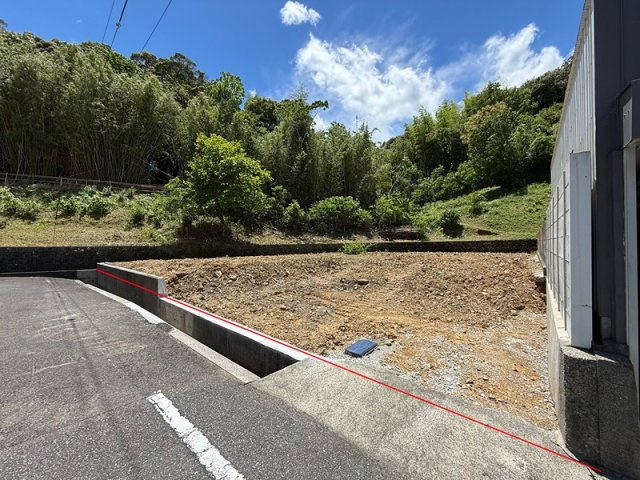 「津波浸水区域外」高知市加賀野井1丁目　建築条件なし売土地の土地図|陽当り・通風良好！緑豊かな自然に囲まれた静かな住環境。