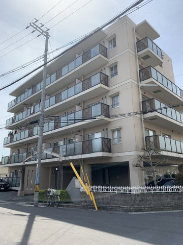 カメラ付きインターホンついてます☆