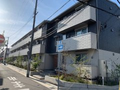 オートロック付きで安心です♪