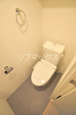 【トイレ】アドバンス江坂ラシュレ 