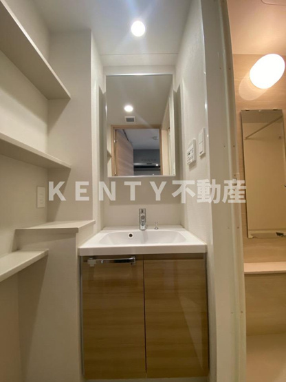 【洗面所】 | ＲＥＳＩＤＥＮＣＥ　大鳥居  | 使いやすい洗面所です