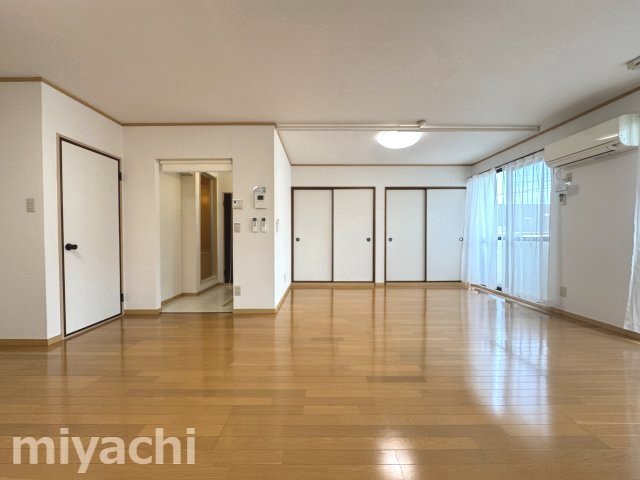 セジュール住吉Ⅱの居間・リビング