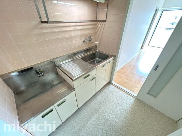 徳島市住吉３丁目の賃貸マンションのキッチン
