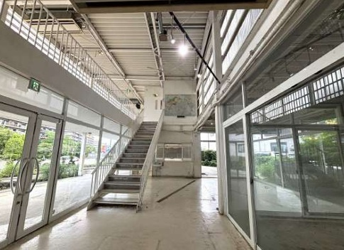 横浜市青葉区奈良３丁目の倉庫の内装