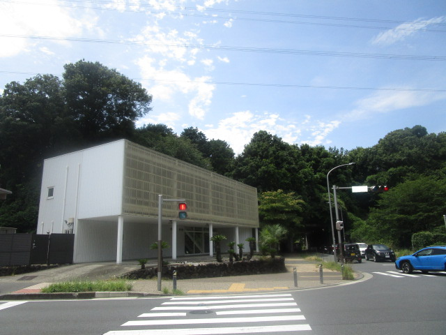 横浜市青葉区奈良３丁目の倉庫の周辺