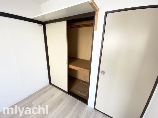 サンステージ上助任の収納