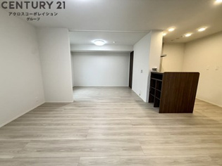ラメゾン三保町の居間