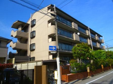 居住者専用のごみ置き場があります☆